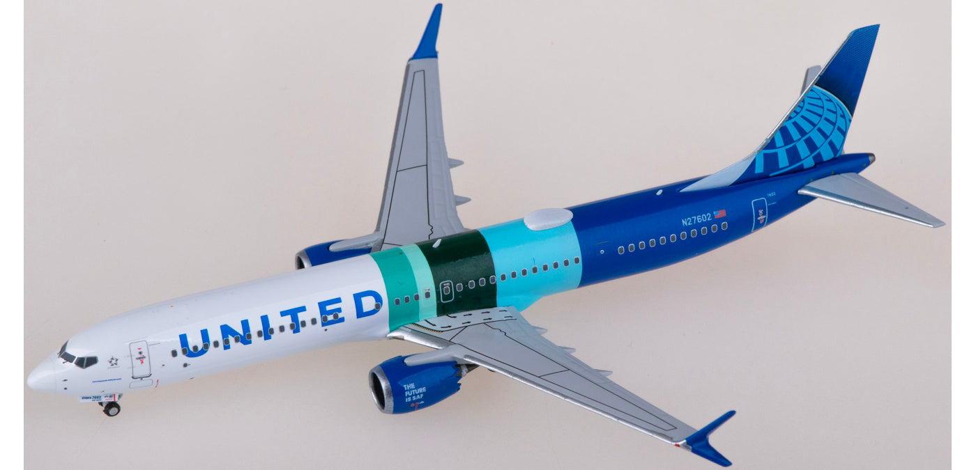 1:400 NG Models NG90002 United Airlines Boeing 737 MAX 10 N27602 Aircraft Model+Free Tractor