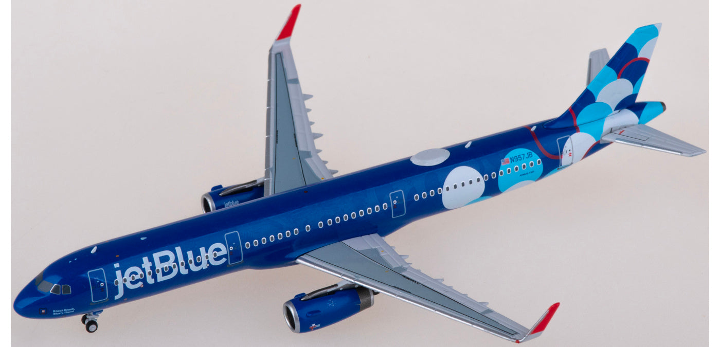 1:400 NG Models NG13107 JetBlue Airbus A321 N957JB Aircraft Model+Free Tractor
