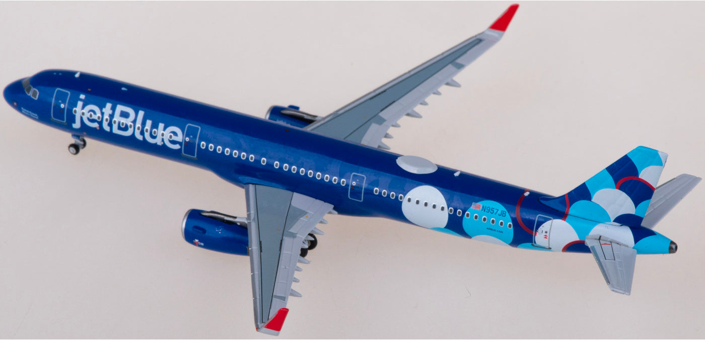 1:400 NG Models NG13107 JetBlue Airbus A321 N957JB Aircraft Model+Free Tractor