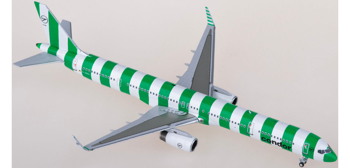 1:400 NG Models NG45005 Condor Boeing 757-300 D-ABOL Aircraft Model+Free Tractor
