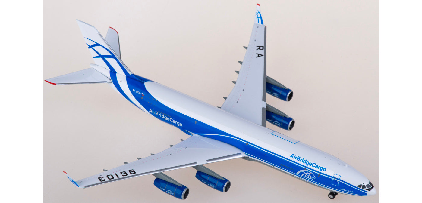 1:400 Phoenix PH11891 AirBridgeCargo Ilyushin Il-96-400 RA-96103 Aircraft Model+Free Tractor