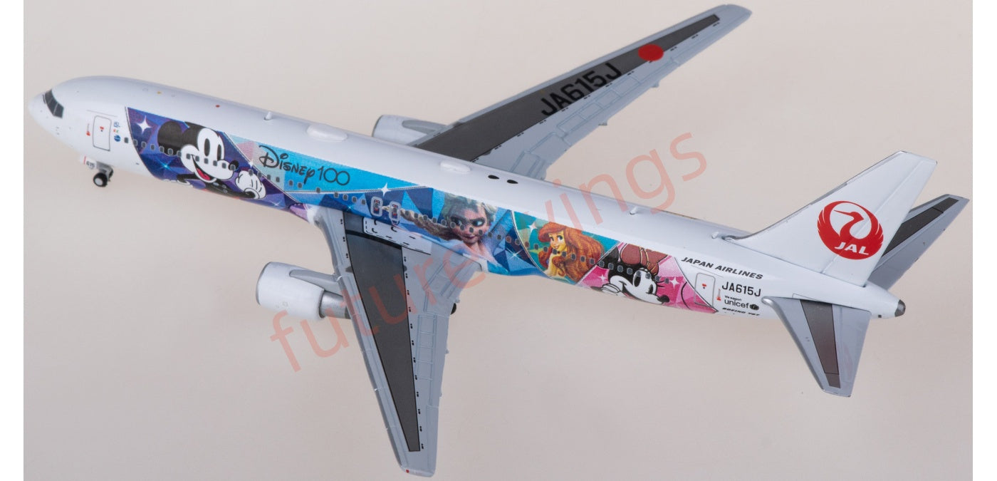 1:400 JC Wings SA4017 Japan Airlines Boeing 767-300ER JA615J Aircraft Model+Free Tractor