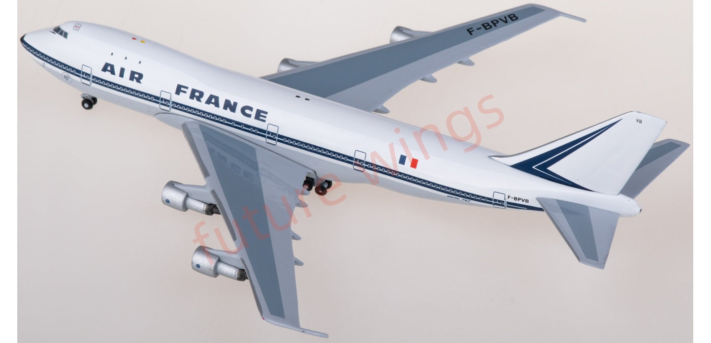 1:400 AeroClassics BBX41677 Air France Boeing 747-100 F-BPVB Aircraft Model+Free Tractor