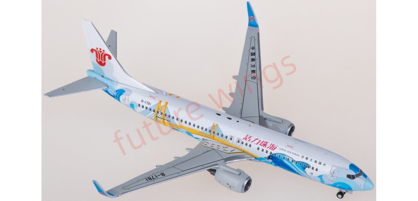 1:400 JC Wings XX40078 China Southern Airlines Boeing 737-800 B-1781 Aircraft Model+Free Tractor