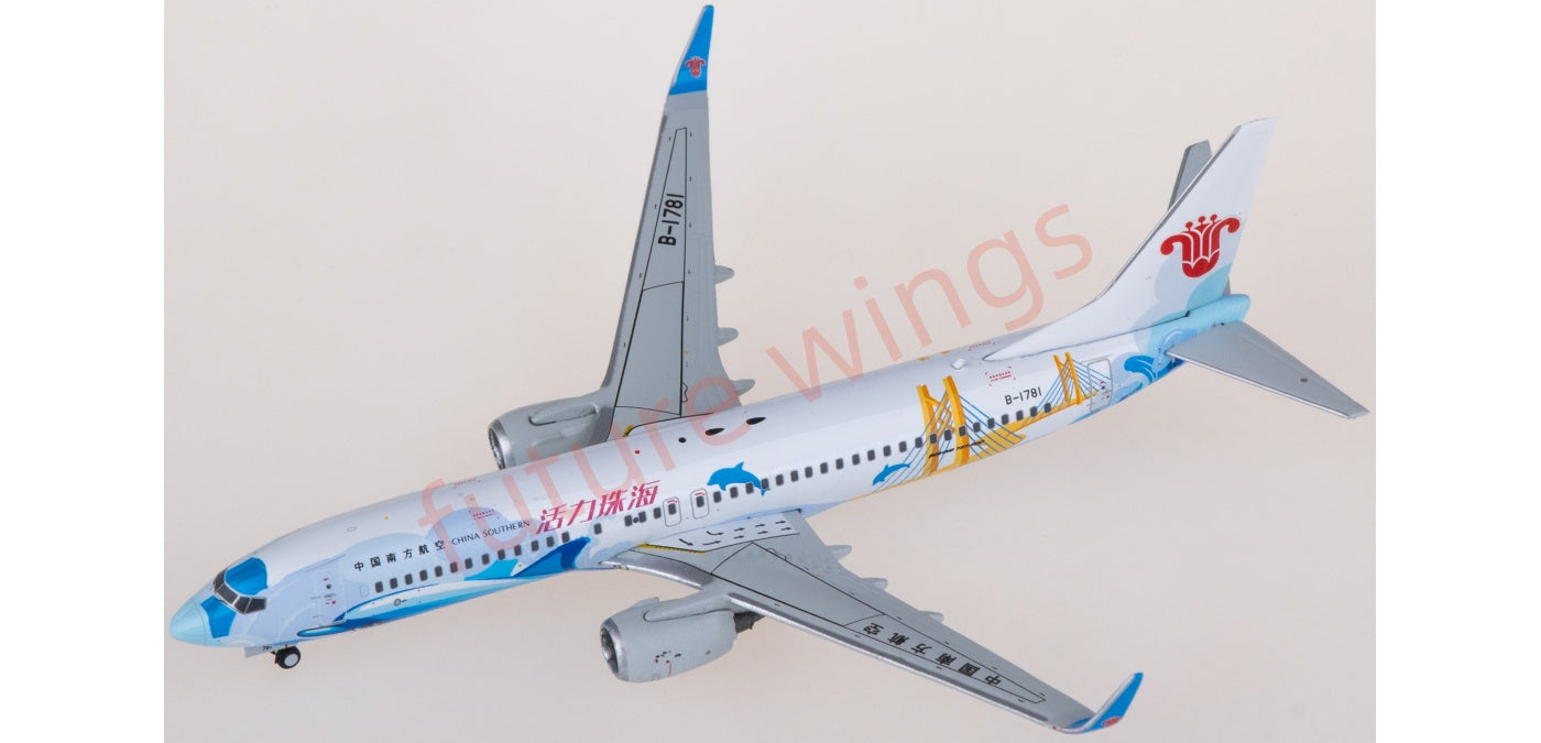 1:400 JC Wings XX40078 China Southern Airlines Boeing 737-800 B-1781 Aircraft Model+Free Tractor