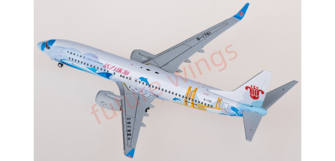1:400 JC Wings XX40078 China Southern Airlines Boeing 737-800 B-1781 Aircraft Model+Free Tractor