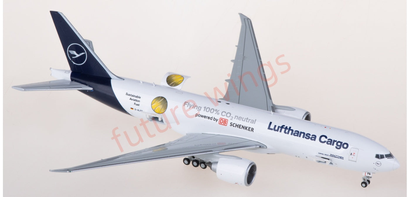 1:400 JC Wings XX40226C Lufthansa Cargo Boeing 777-200LRF D-ALFG Aircraft Model+Free Tractor