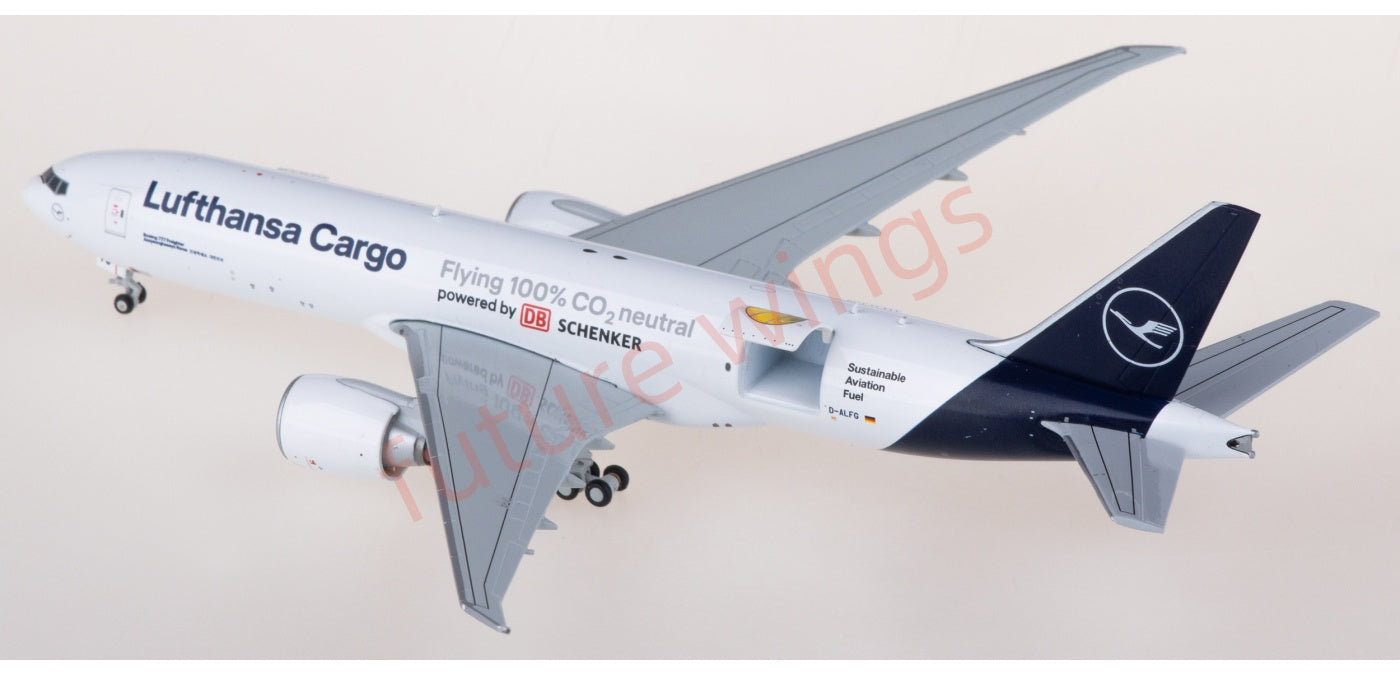 1:400 JC Wings XX40226C Lufthansa Cargo Boeing 777-200LRF D-ALFG Aircraft Model+Free Tractor