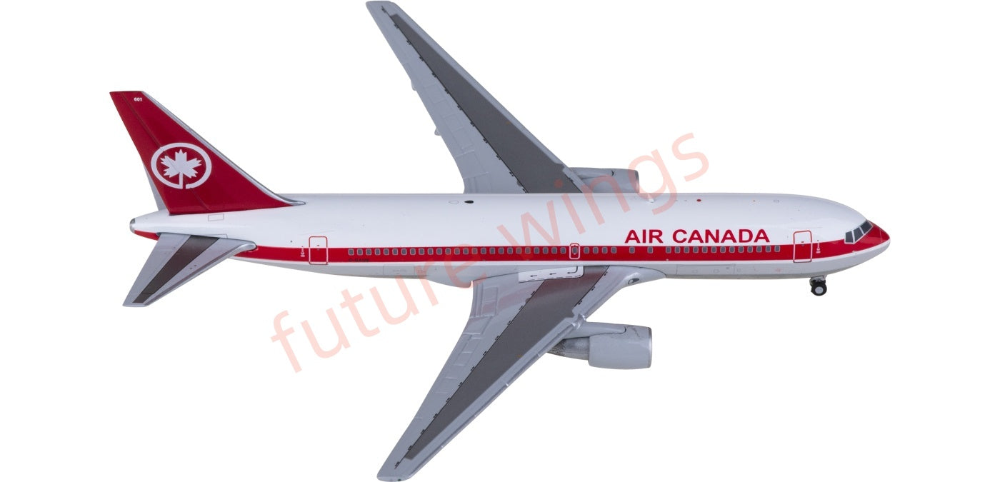 1:400 JC Wings XX40042 Air Canada Boeing 767-200ER C-GAUB Aircraft Model+Free Tractor