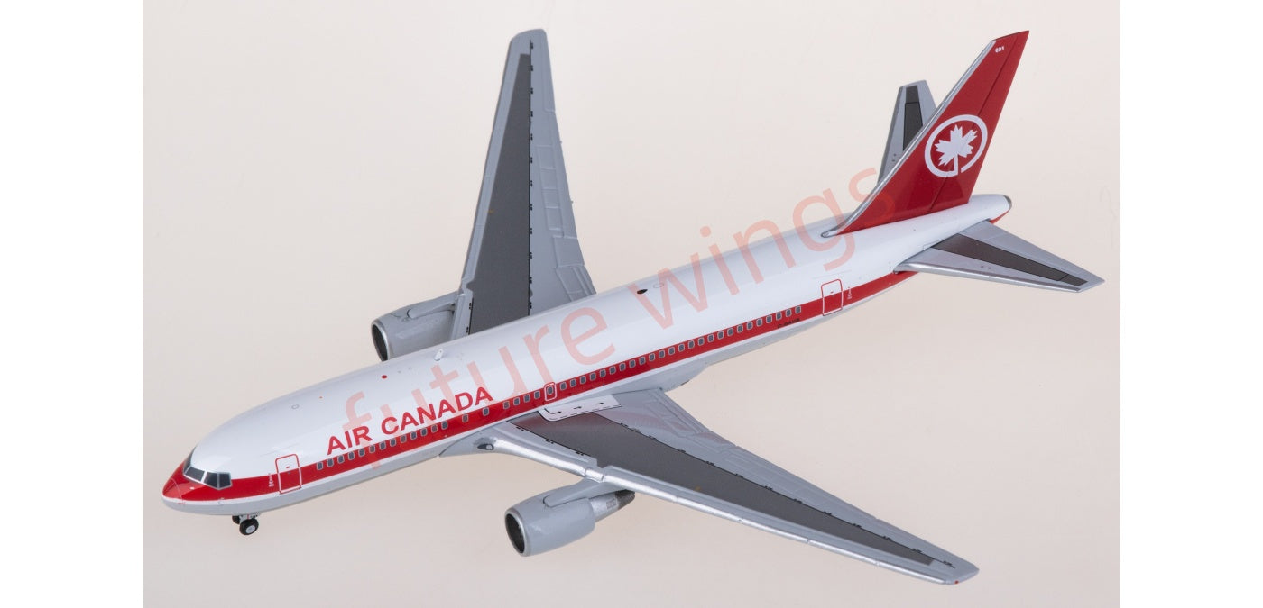 1:400 JC Wings XX40042 Air Canada Boeing 767-200ER C-GAUB Aircraft Model+Free Tractor