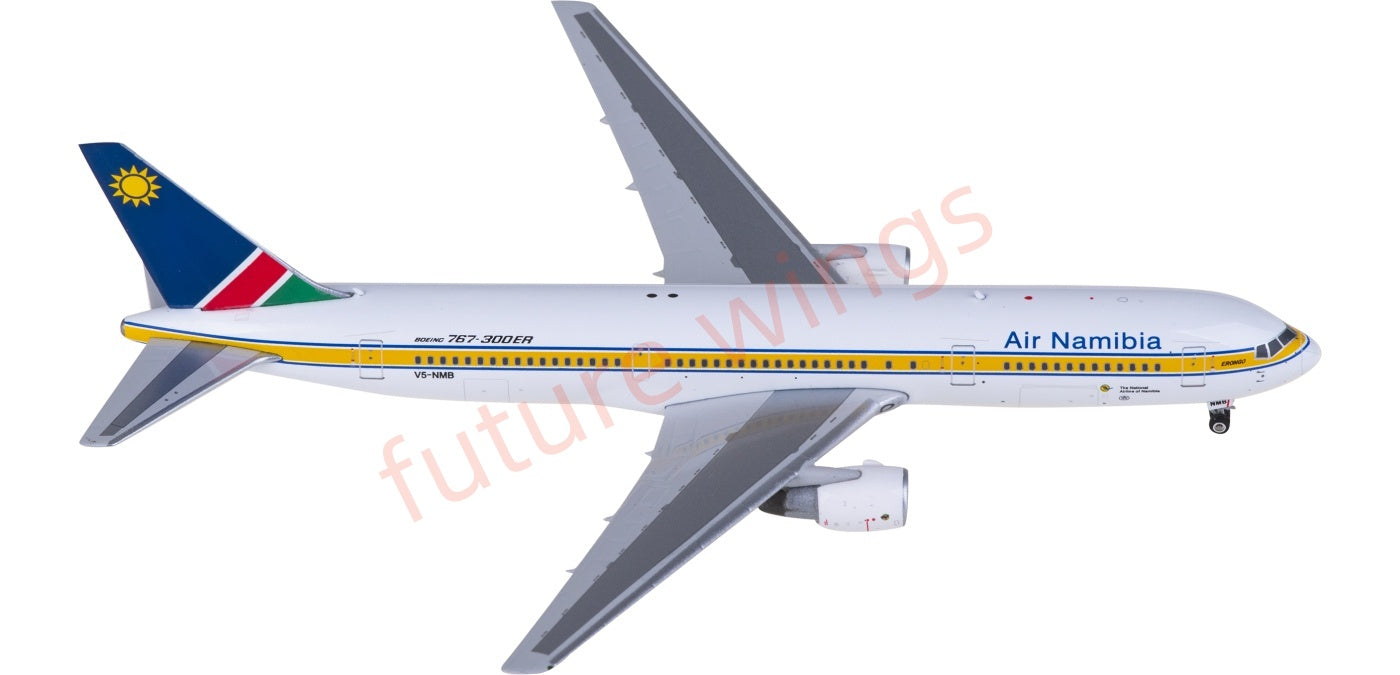 1:400 Phoenix PH11948 Air Namibia Boeing 767-300ER V5-NMB Aircraft Model+Free Tractor