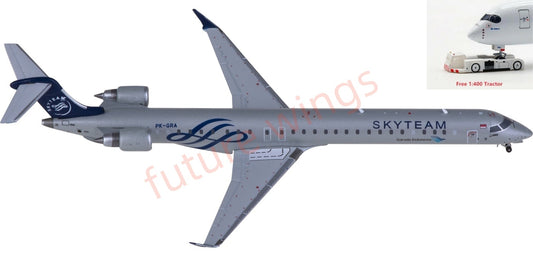 1:400 JC Wings LH4406 Garuda Indonesia Bombardier CRJ1000ER PK-GRA "SKYTEAM" Aircraft Model+Free Tractor