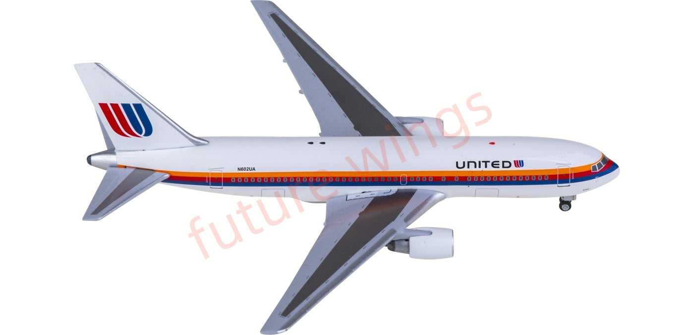 1:400 AeroClassics AC411378 United Airlines Boeing 767-200 N602UA Aircraft Model+Free Tractor