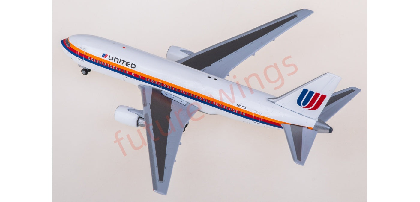 1:400 AeroClassics AC411378 United Airlines Boeing 767-200 N602UA Aircraft Model+Free Tractor