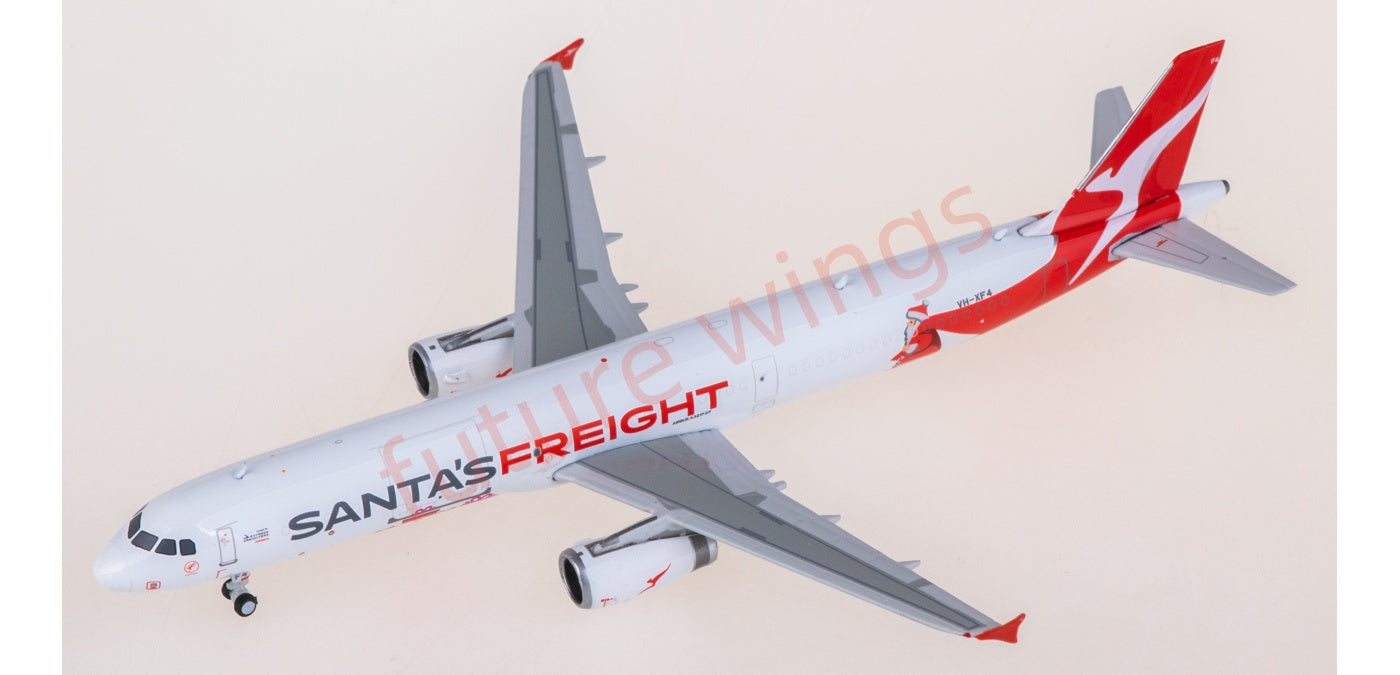1:400 Phoenix PH11972 Qantas Airways Airbus A321 VH-XF4 Aircraft Model+Free Tractor