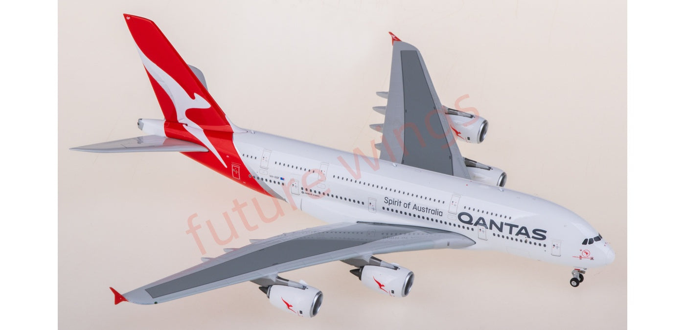 1:400 Phoenix PH04642 Qantas Airways Airbus A380 VH-OQF Aircraft Model+Free Tractor
