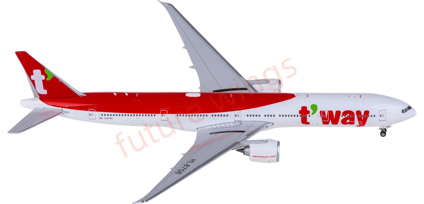1:400 Phoenix PH11990 TwayAir Boeing 777-300ER HL8706 Aircraft Model+Free Tractor