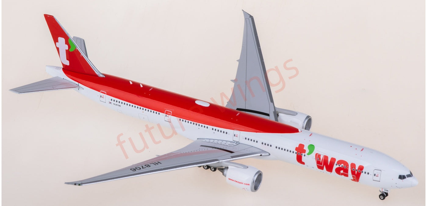 1:400 Phoenix PH11990 TwayAir Boeing 777-300ER HL8706 Aircraft Model+Free Tractor