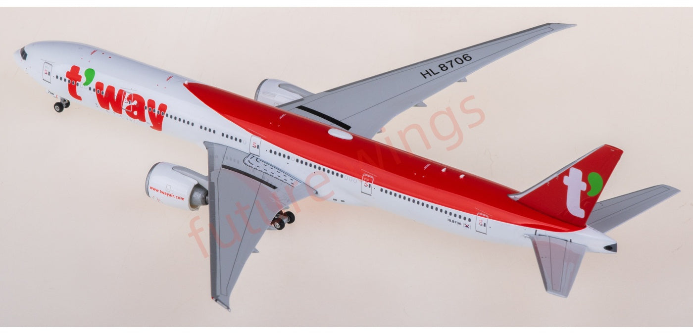 1:400 Phoenix PH11990 TwayAir Boeing 777-300ER HL8706 Aircraft Model+Free Tractor