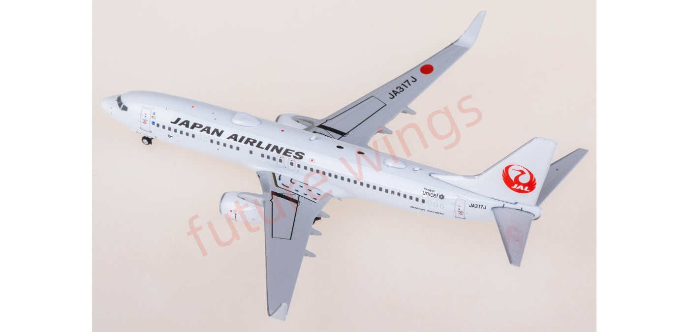 1:400 Phoenix PH04643 Japan Airlines Boeing 737-800 JA317J Aircraft Model+Free Tractor
