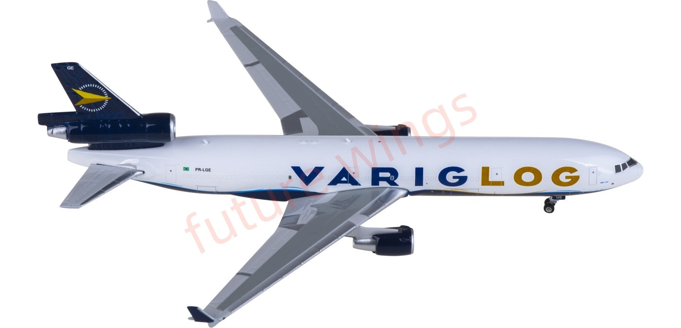 1:400 Phoenix PH11995 VARIG McDonnell Douglas MD-11 PR-LGE Aircraft Model+Free Tractor