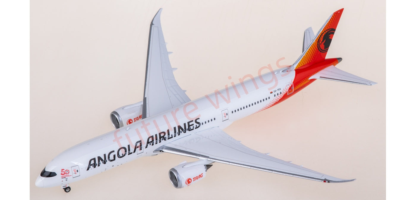 1:400 Phoenix PH11992 TAAG Angola Airlines Boeing 787-9 D2-TEQ Aircraft Model+Free Tractor