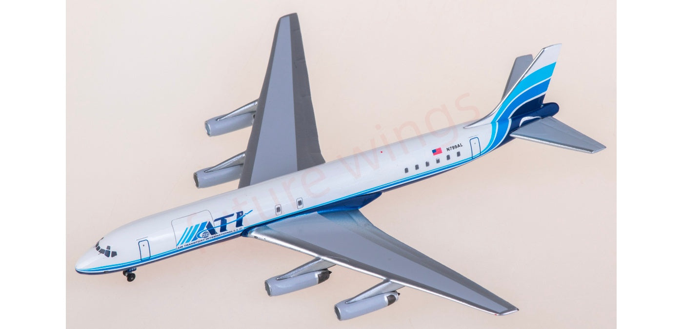 1:400 AeroClassics AC411384 Air Transport International Douglas DC-8-62C N799AL Aircraft Model+Free Tractor