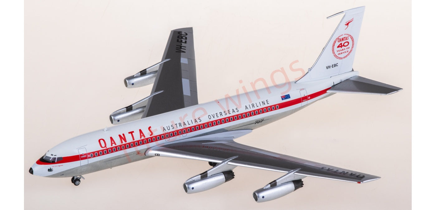 1:200 AeroClassics WM211242 Qantas Airways Boeing 707-100 VH-EBC Aircraft Model