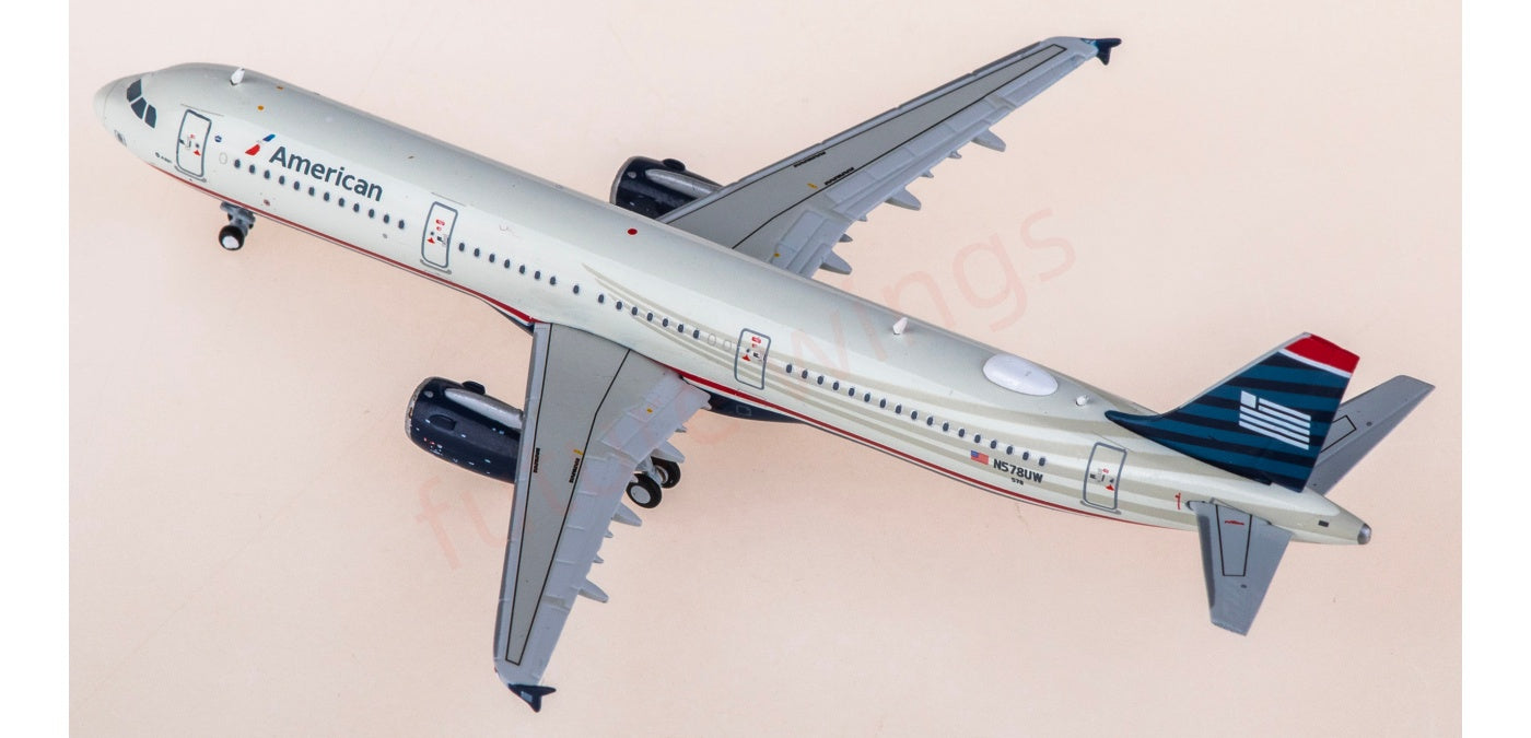 1:400 Geminijets GJAAL2297 American Airlines Airbus A321 N578UW Aircraft Model+Free Tractor