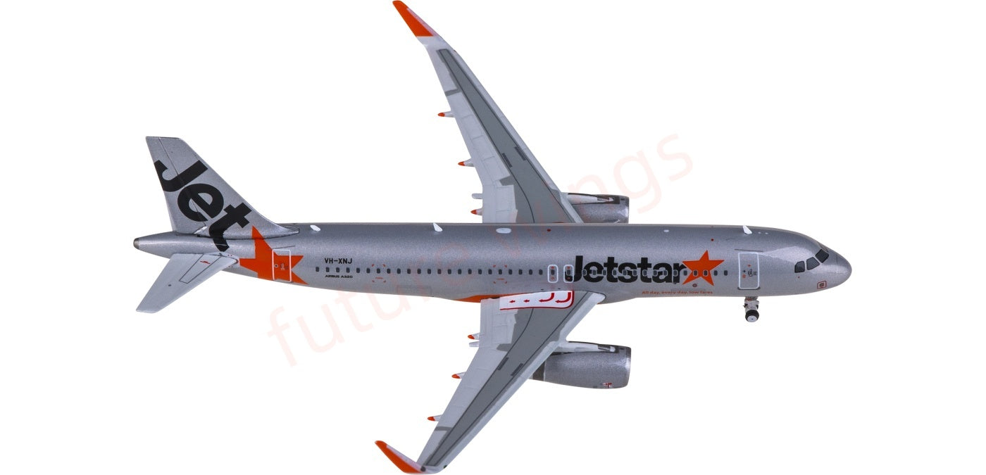 1:400 Phoenix PH12033 Jetstar Airbus A320 VH-XNJ Aircraft Model+Free Tractor
