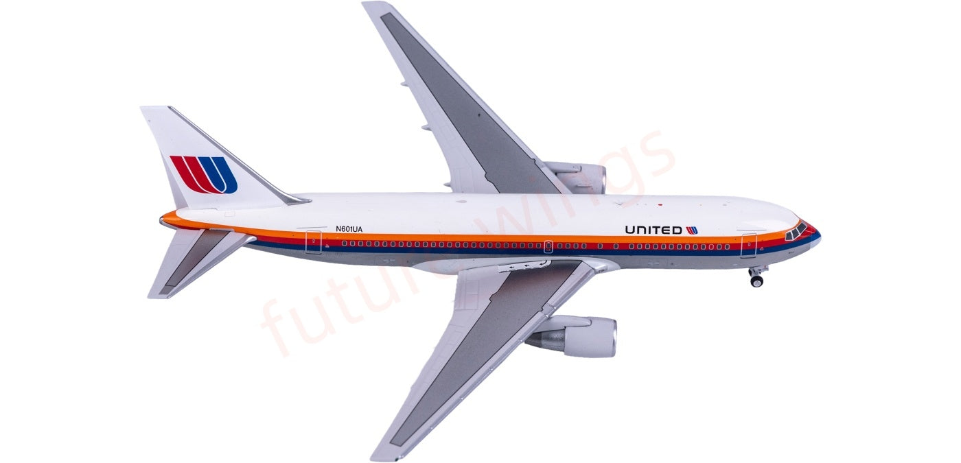 1:400 V1-400 V400006 United Airlines B767-200ER N601UA Aircraft Model+Free Tractor