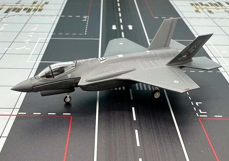 1:200 Herpa Lockheed Martin F-35A (Italian Air Force /JAPAN) Model