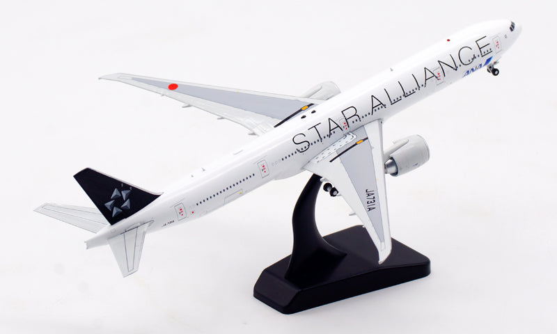 1:400 Aviation400 ANA B777-300ER JA731A "Star Alliance" Free Tractor+Stand
