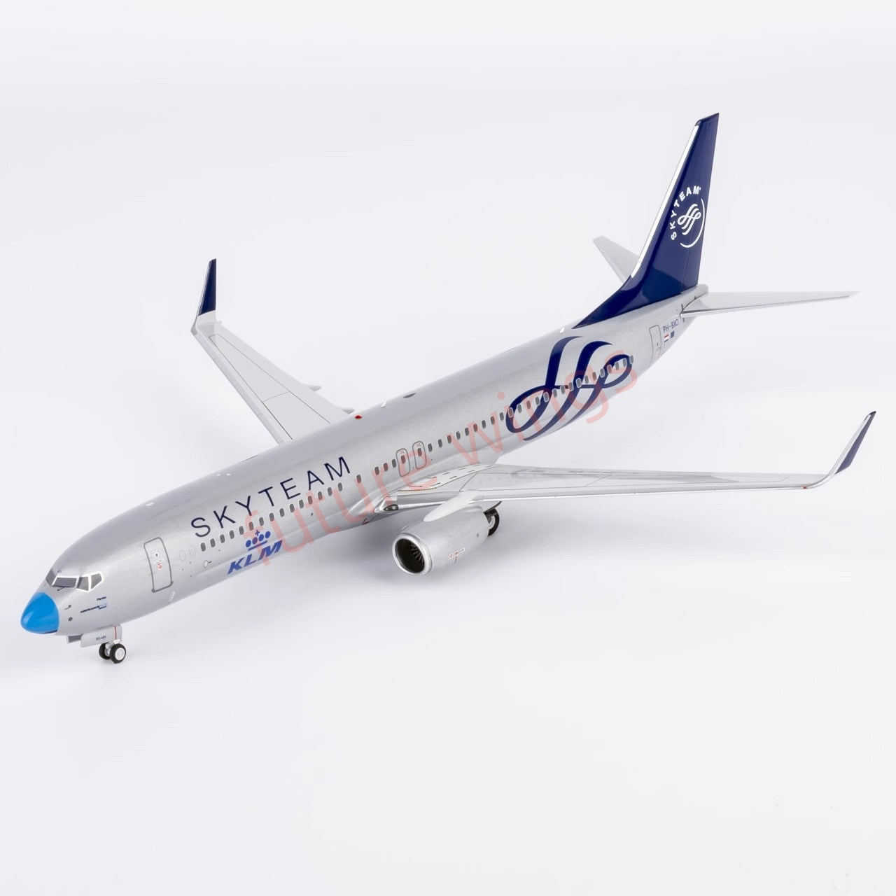 1:200 NG Models NG09005 KLM B737-900ER PH-BXO "Blue Nose" Aircraft Model