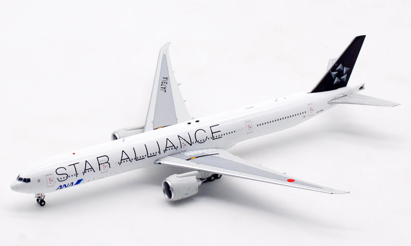 1:400 Aviation400 ANA B777-300ER JA731A "Star Alliance" Free Tractor+Stand
