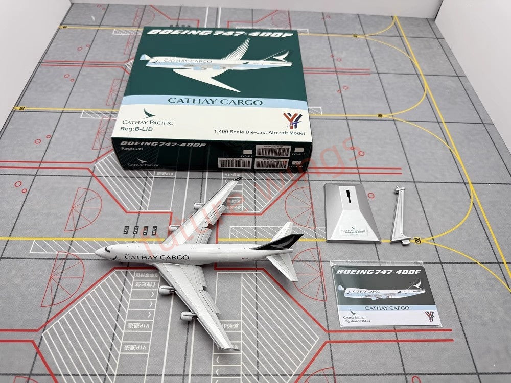 1:400 YY Wings Cathay Pacific Cargo B747-400F B-LID Aircraft Model+Free Tractor