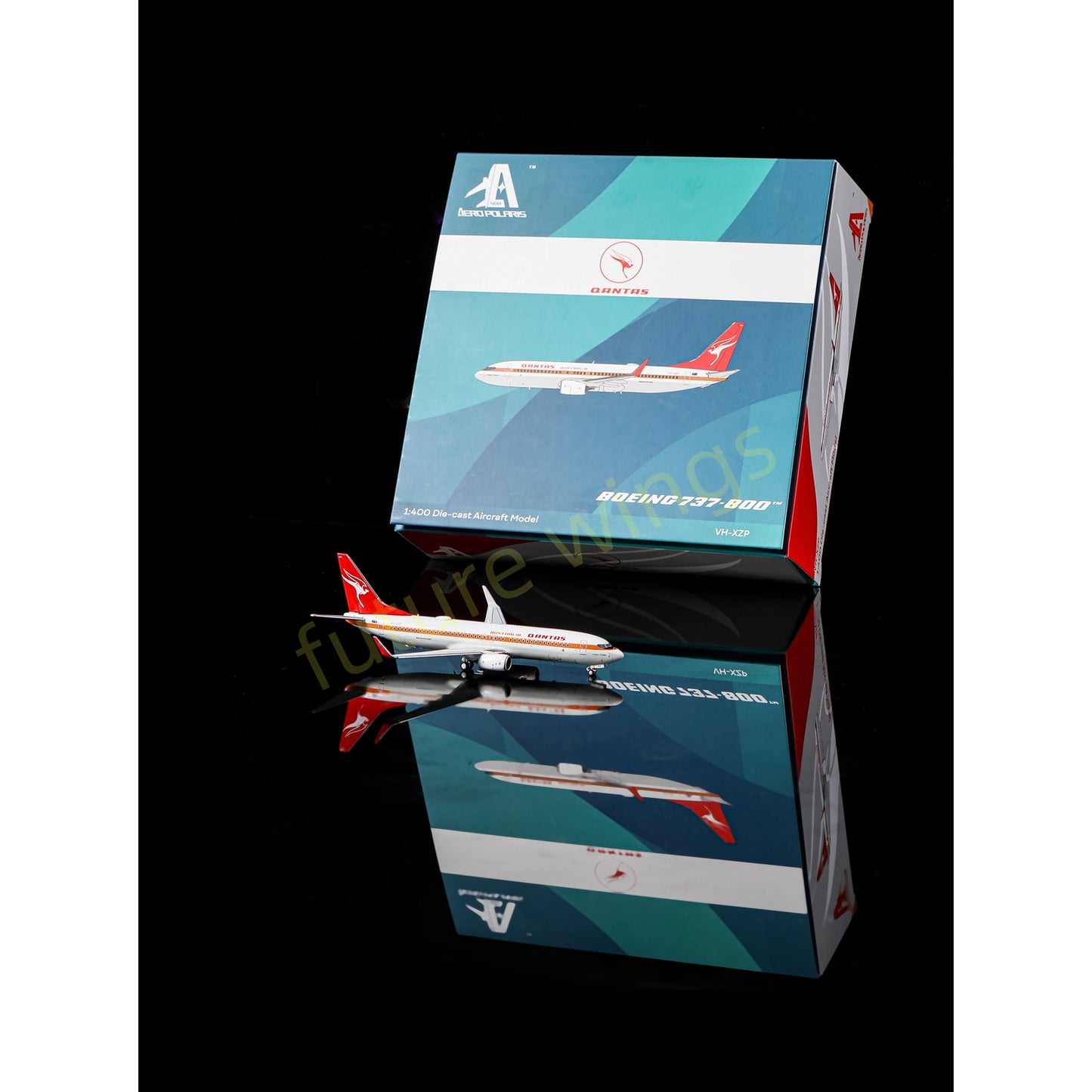 1:400 AeroPolaris 7380012 Qantas Airways B737-800 VH-XZP Aircraft Model+Free Tractor