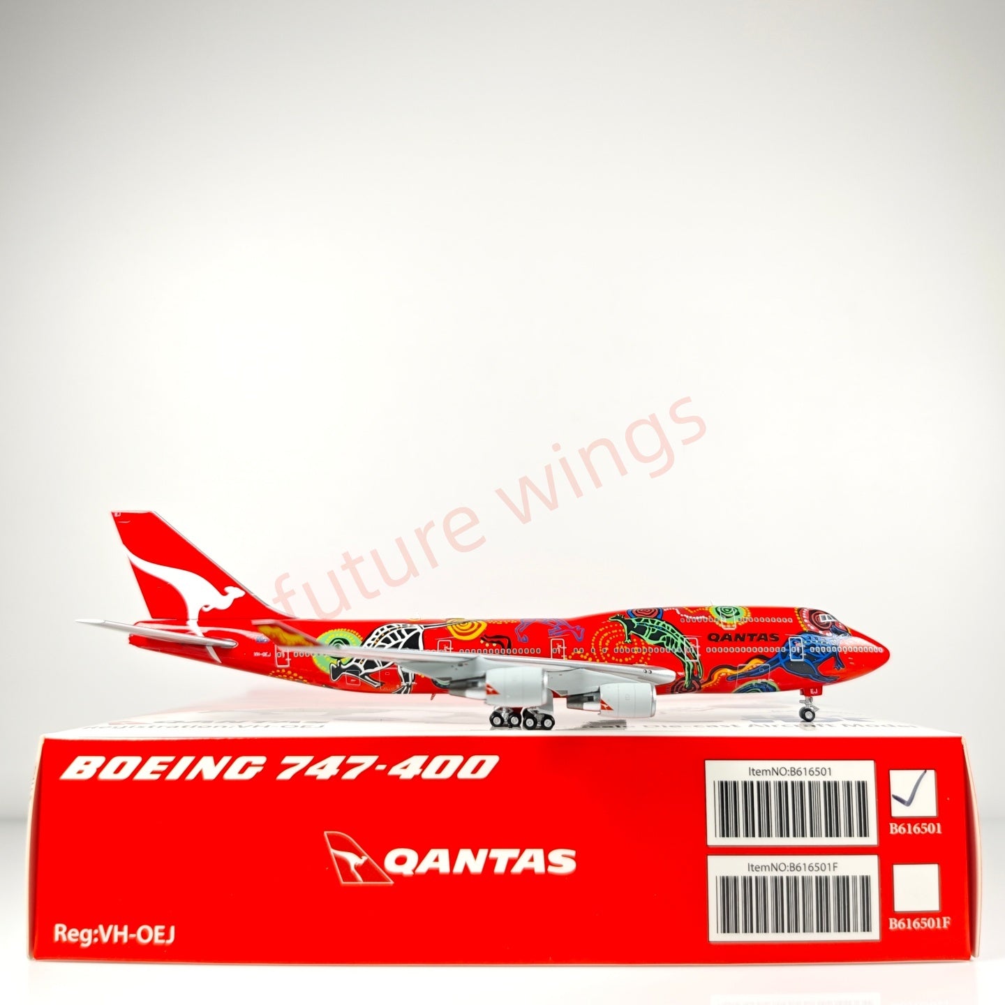 1:400 HX Models Qantas Airways B747-400 VH-OEJ Aircraft Model Free Tractor +Stand