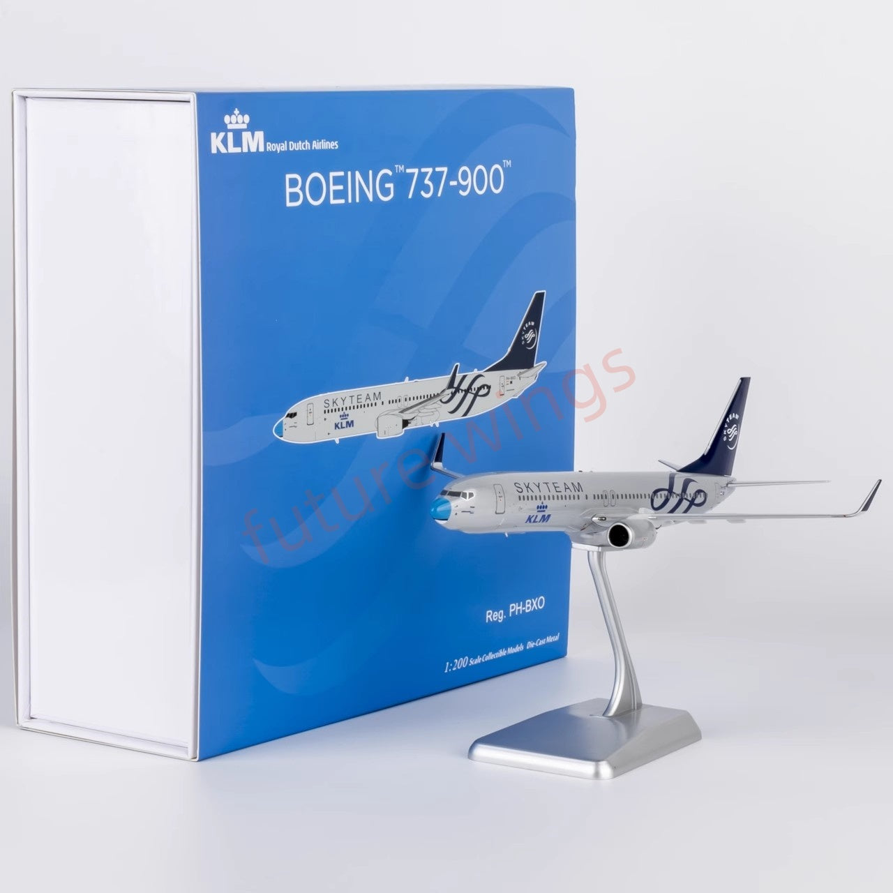 1:200 NG Models NG09005 KLM B737-900ER PH-BXO "Blue Nose" Aircraft Model