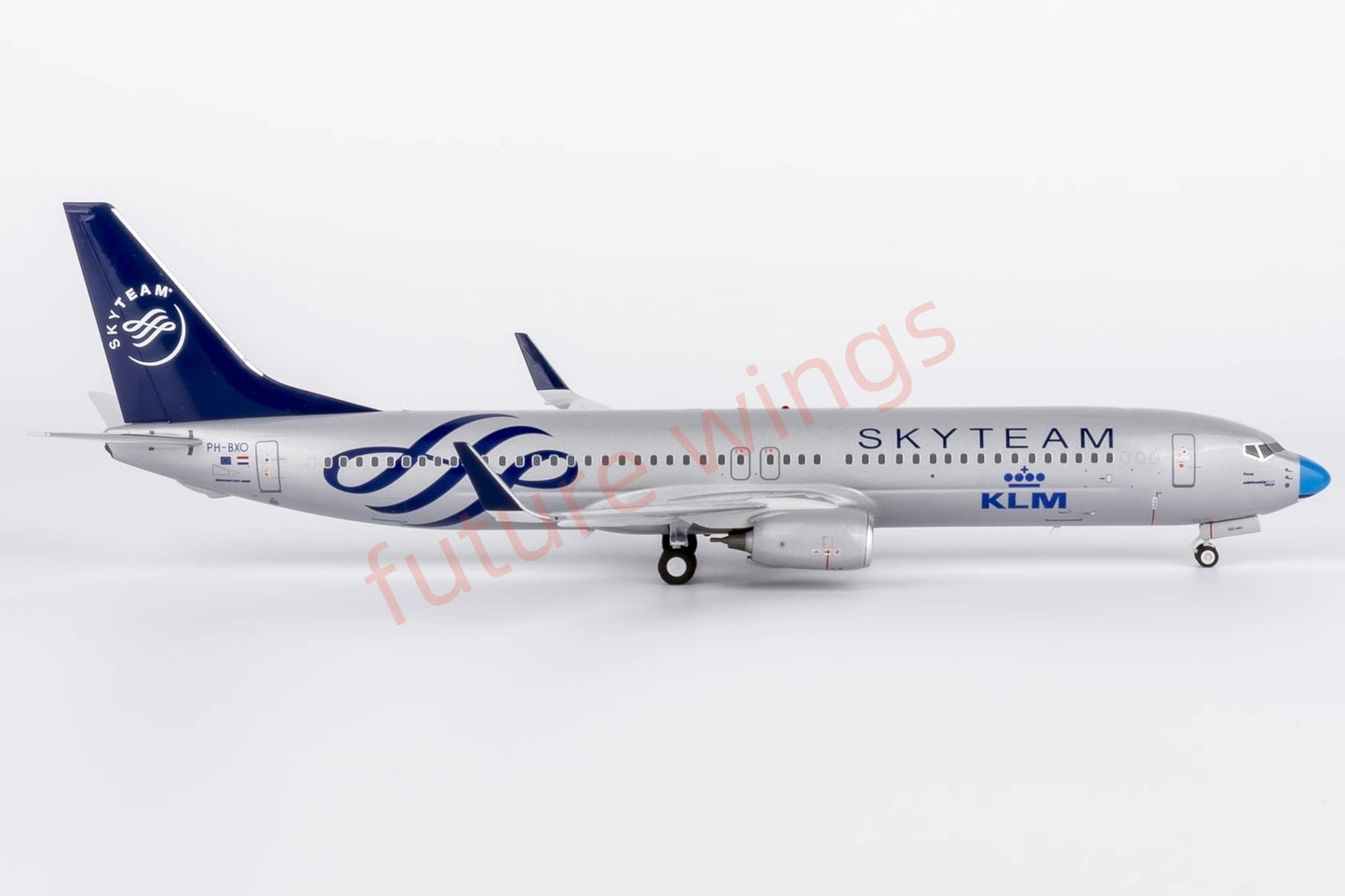 1:200 NG Models NG09005 KLM B737-900ER PH-BXO "Blue Nose" Aircraft Model