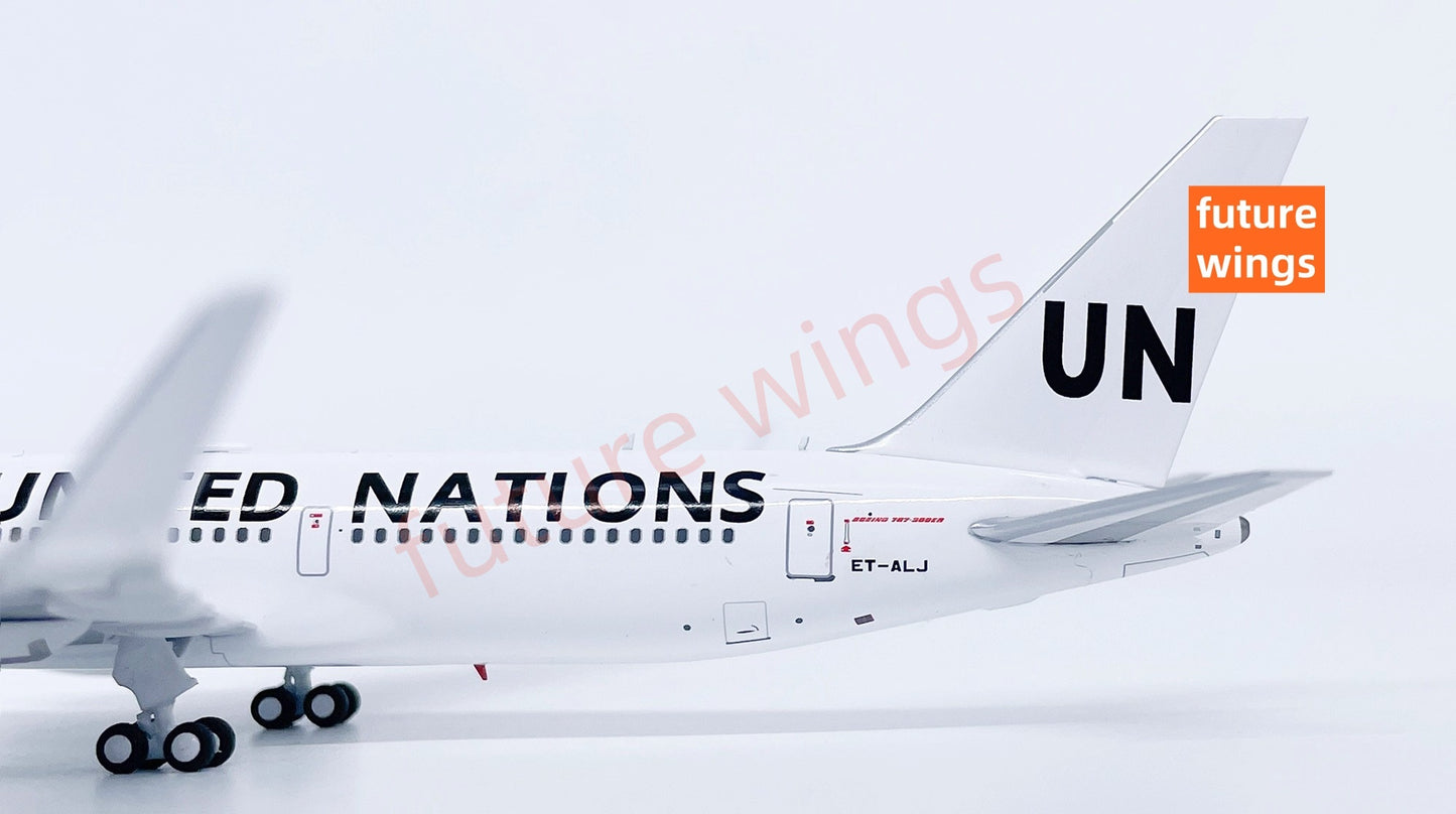 1:400 HaHa Model United National B767-300ER ET-ALJ Aircraft Model+Free Tractor