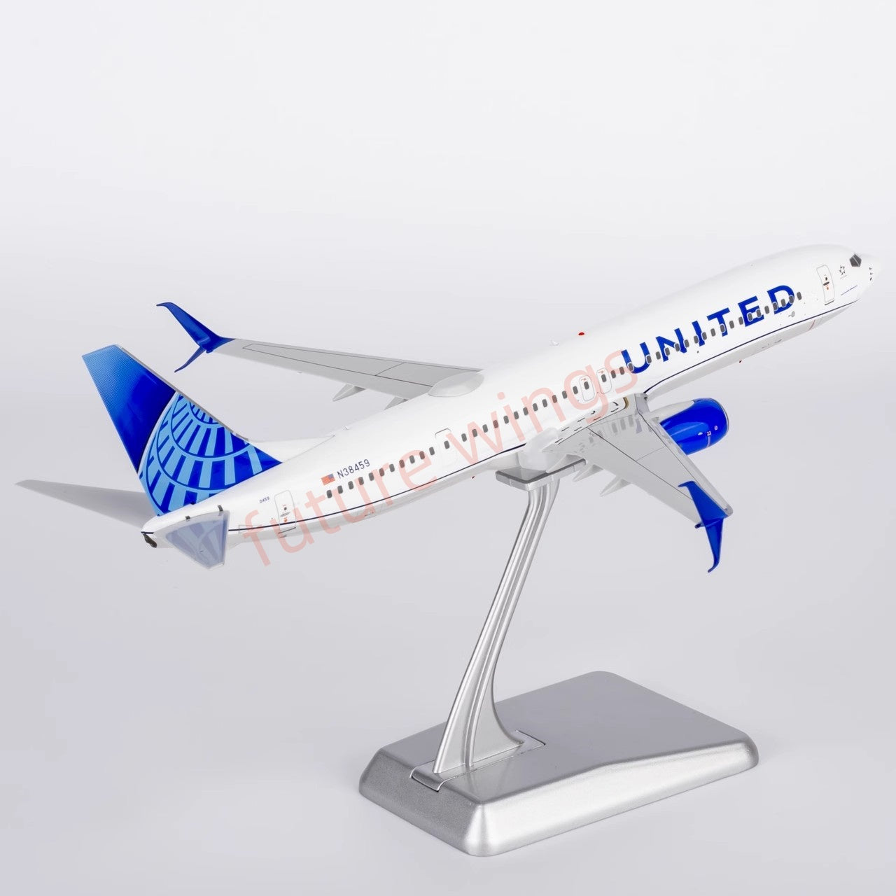 1:200 NG Models NG09002 United Airlines B737-900ER N38459 Aircraft Model With Stand