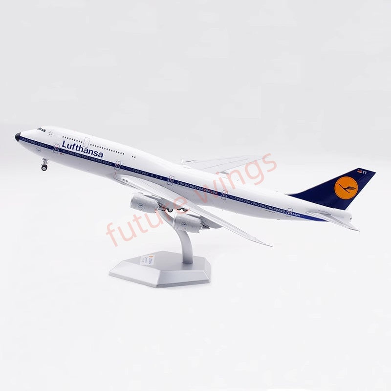1:200 SQ Wings Lufthansa Airlines B747-8 D-ABYT Diecast Aircraft Model