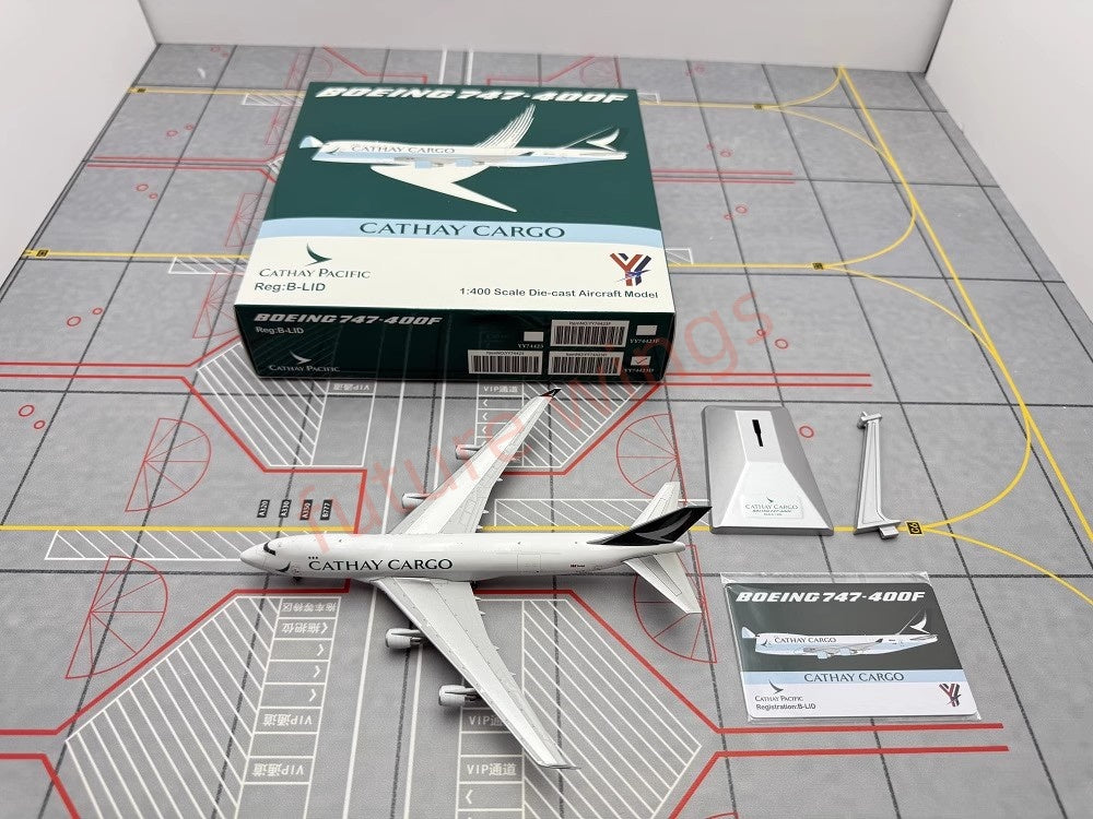 1:400 YY Wings Cathay Pacific Cargo B747-400F B-LID Aircraft Model+Free Tractor