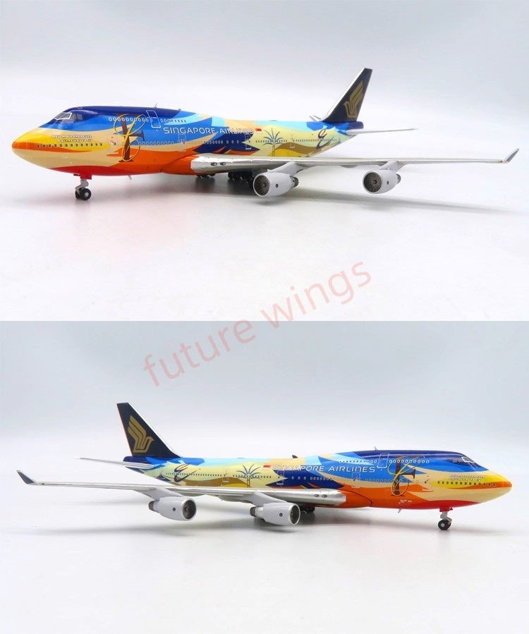1:400 APOLLO Singapore Airlines B747-400 9V-SPL/9V-SPK Aircraft Model+Free Tractor