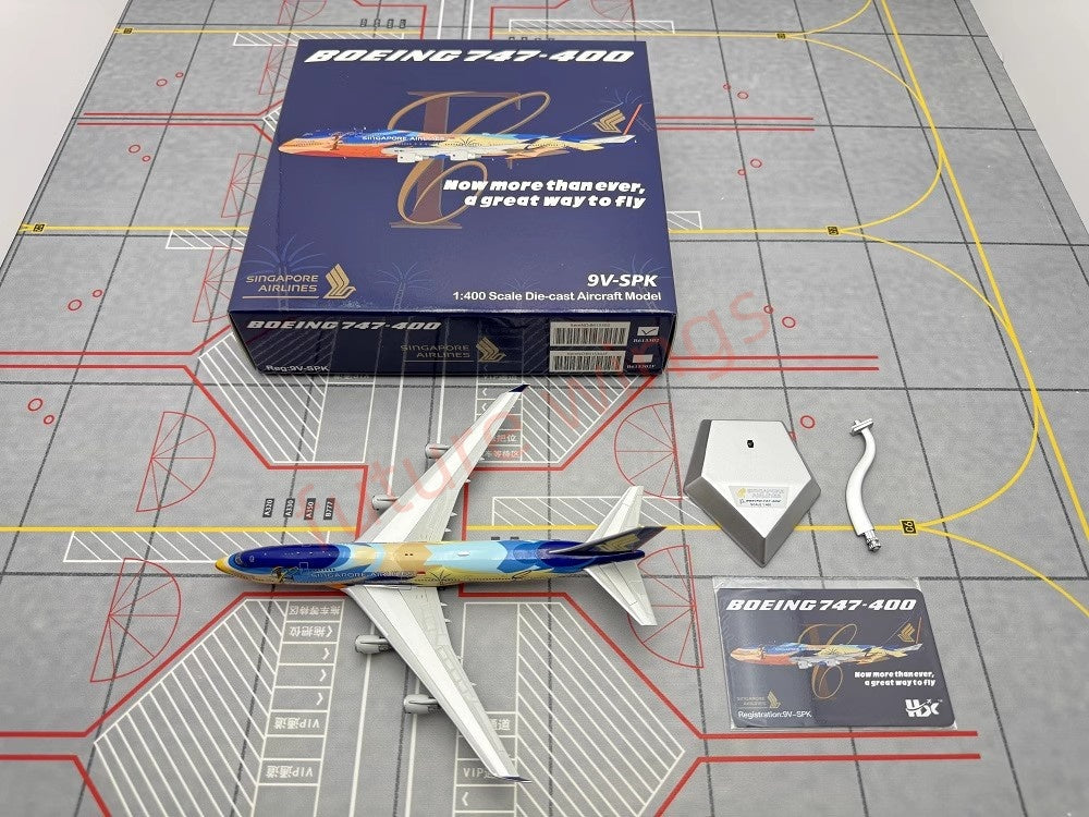 1:400 HX Models Singapore Airlines B747-400 9V-SPL/9V-SPK Aircraft Model With Stand+Free Tractor