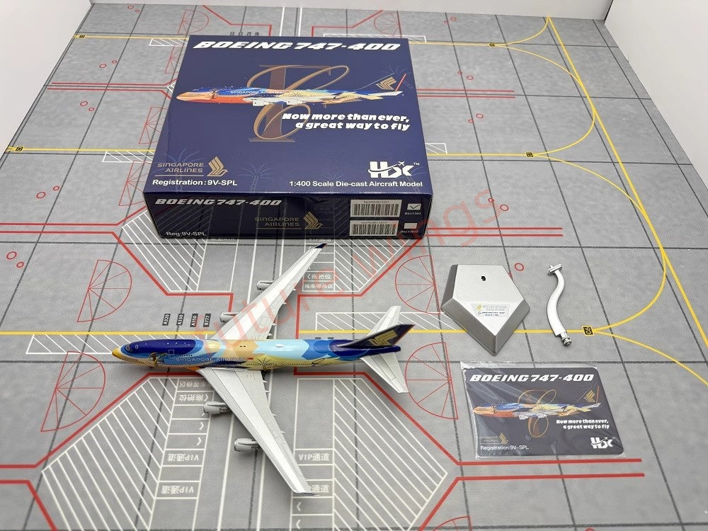 1:400 HX Models Singapore Airlines B747-400 9V-SPL/9V-SPK Aircraft Model With Stand+Free Tractor