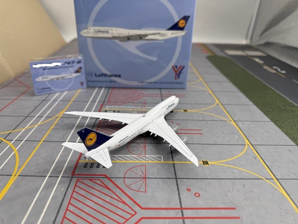 1:400 YY Wings Lufthansa Airlines Boeing B747-8 D-ABYD/D-ABYI/D-ABYM/D-ABYP Aircraft Model+Free Tractor