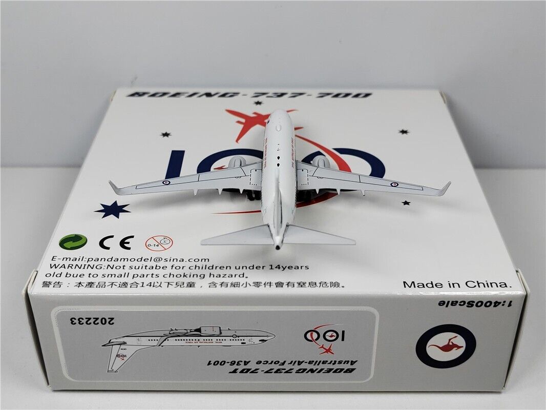1:400 PandaModel Australia Air Force Boeing 737-700 A36-001 +FreeTractor