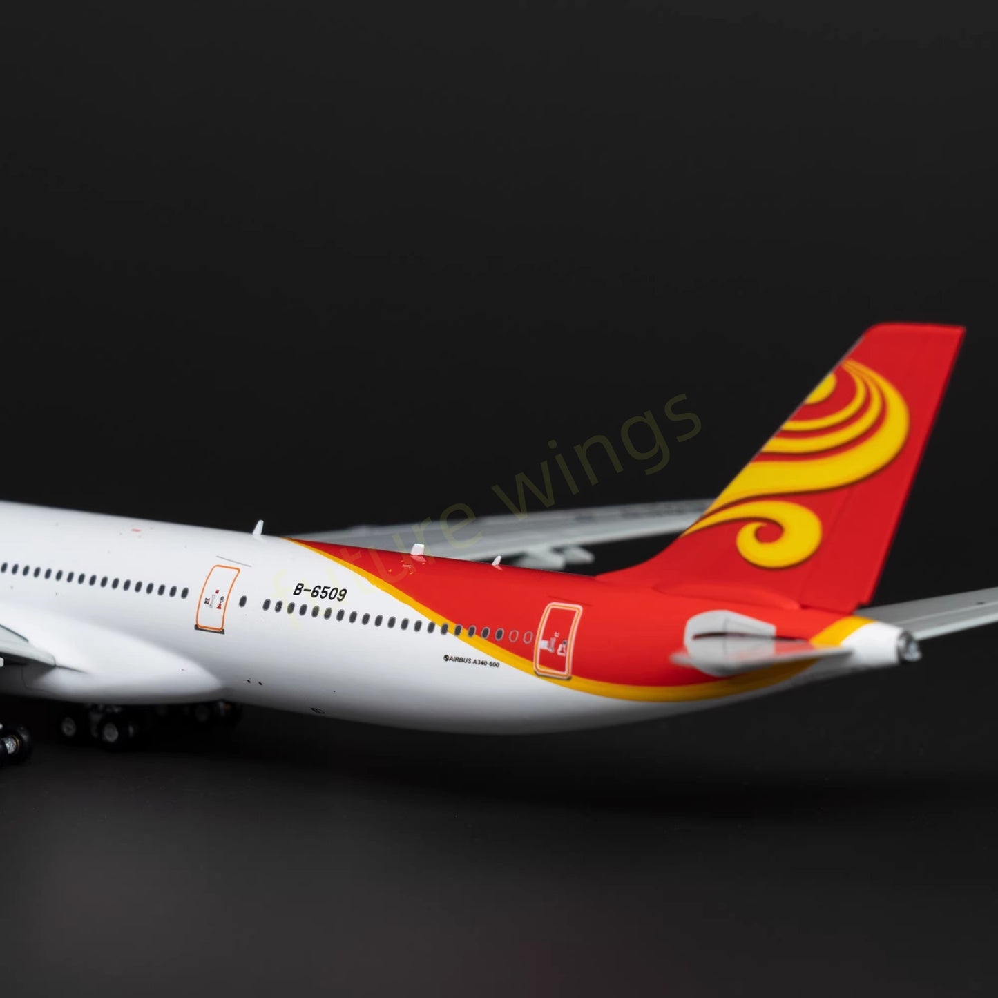 1:400 YY Wings Hainan Airlines A340-600 B-6508/B-6509/B-6510 Aircraft Model+Free Tractor